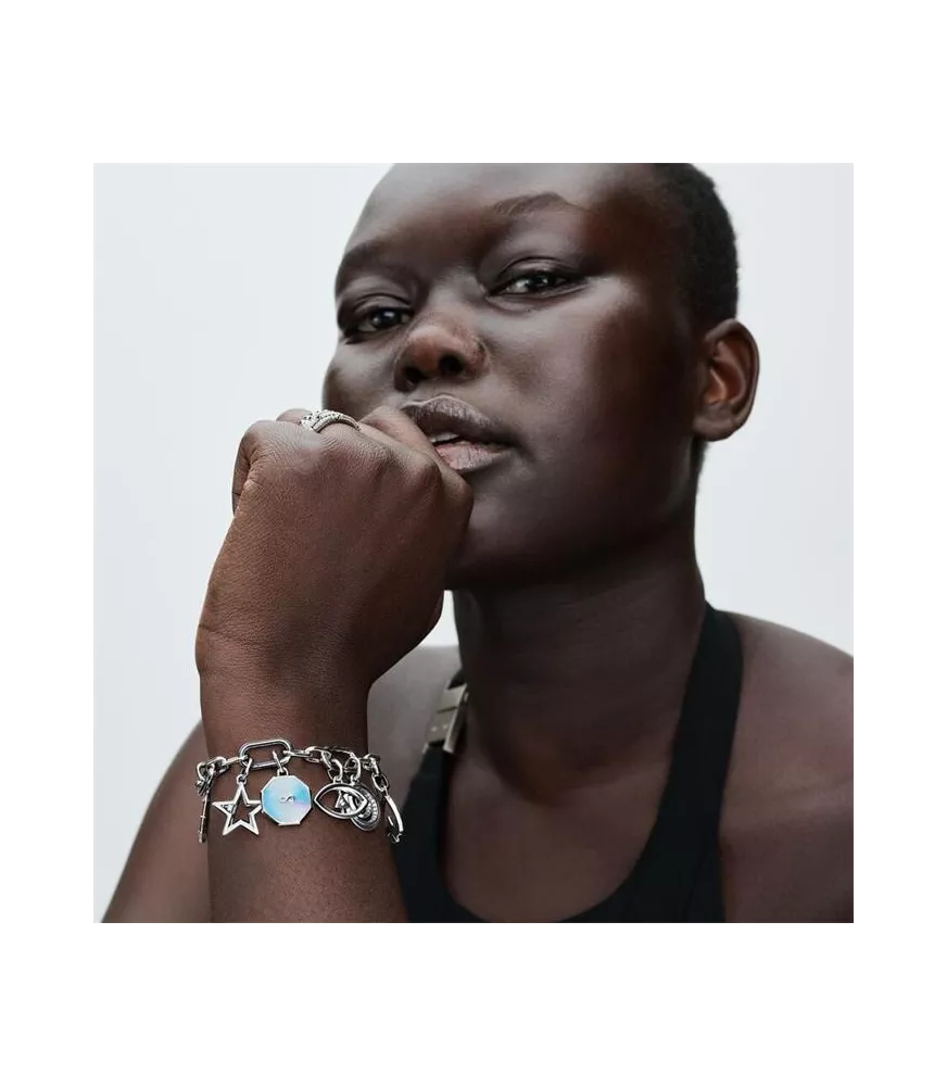 Charm Medallón Pandora ME en plata de ley Infinito 