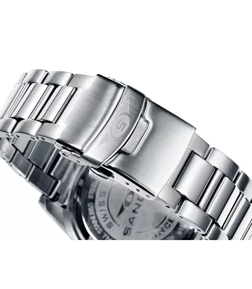 Cuarzo Suizo, 3 agujas y calendario.