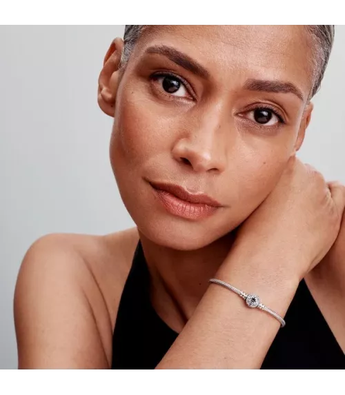 Pulsera Pandora Moments Cadena de Serpiente con Cierre de Estrella Polar