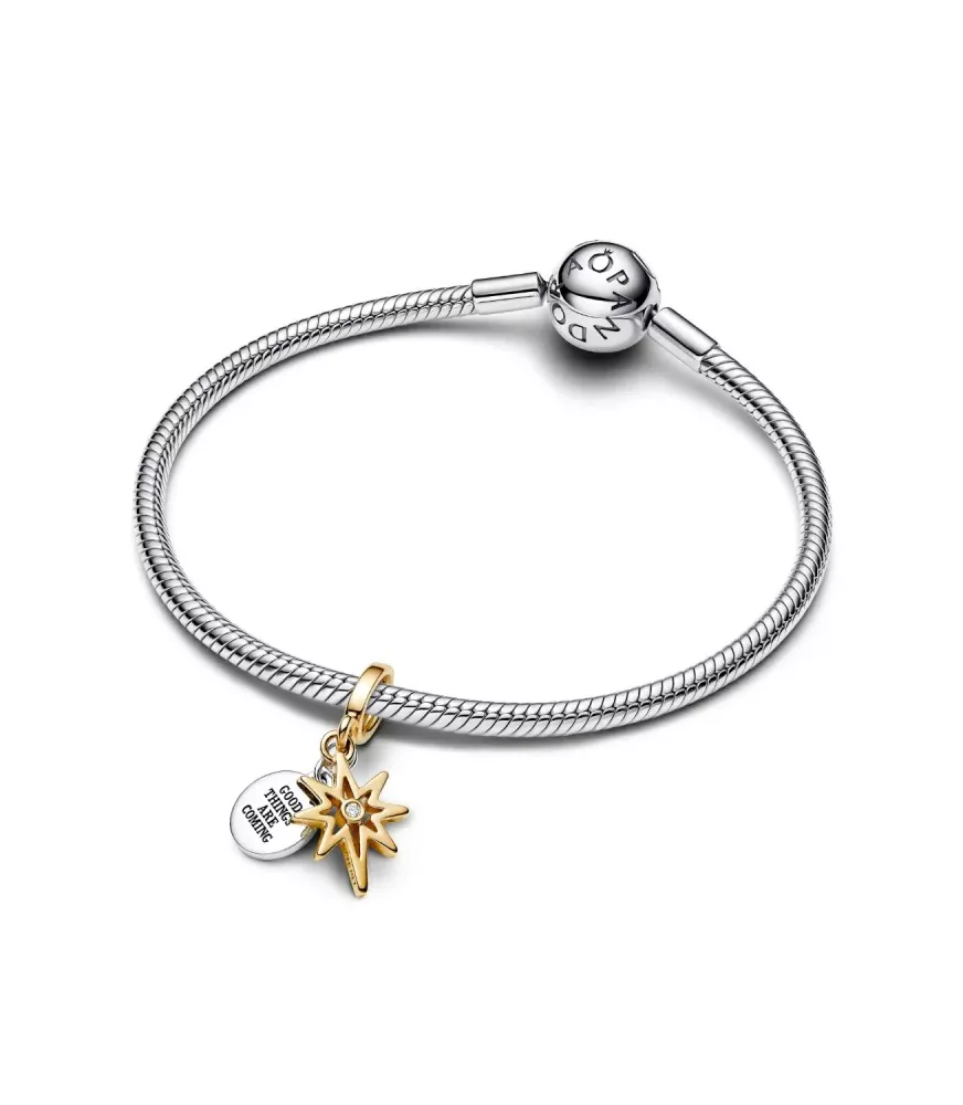 Charm colgante en plata de ley y con un recubrimiento en oro de 14k Grabable Estrella Polar con diamante sintético creado en lab