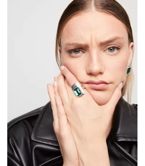 Anillo Ser Magnética UNOde50, en metal bañado en plata.