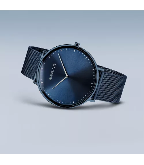 Reloj Bering Unisex Classic en acero esfera azul 15739-397