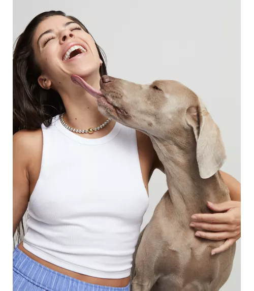 Collar Ser Intrépida Unode50, en metal bañado en plata.