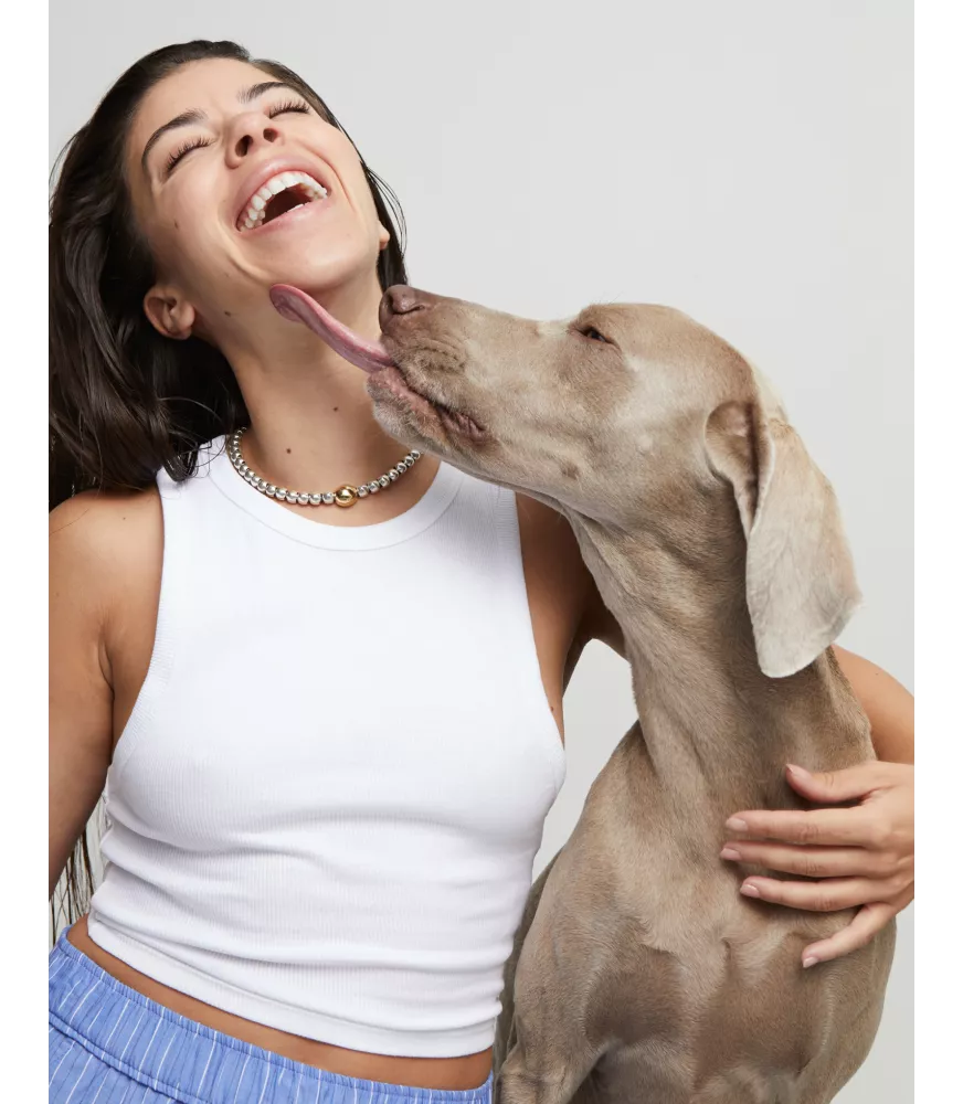 Collar Ser Intrépida Unode50, en metal bañado en plata.