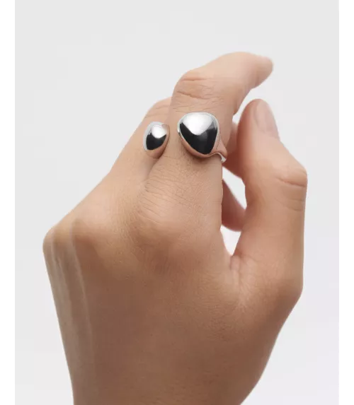 Anillo Gravity, P D Paola, colección Dolphin,