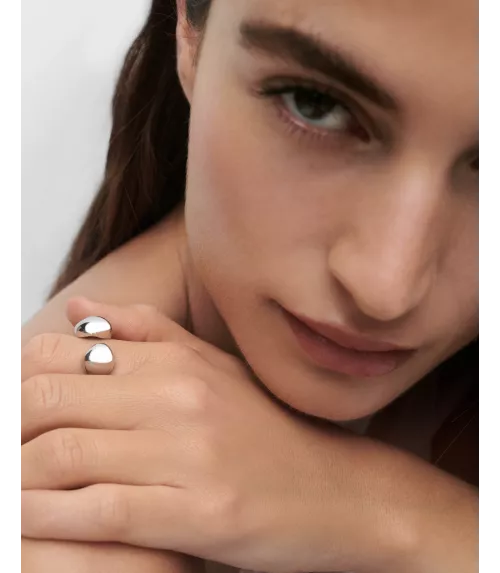 Anillo Gravity, P D Paola, colección Dolphin,