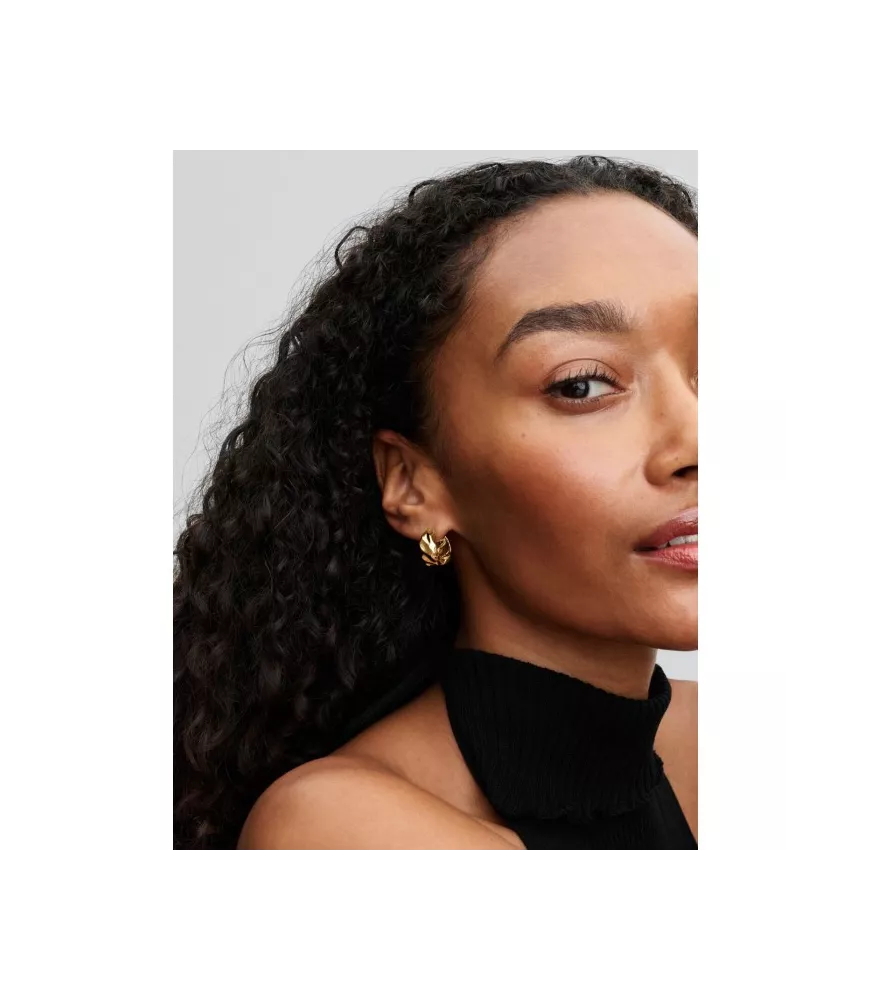 Pendientes con un recubrimiento en oro de 14k Aro Ondulados