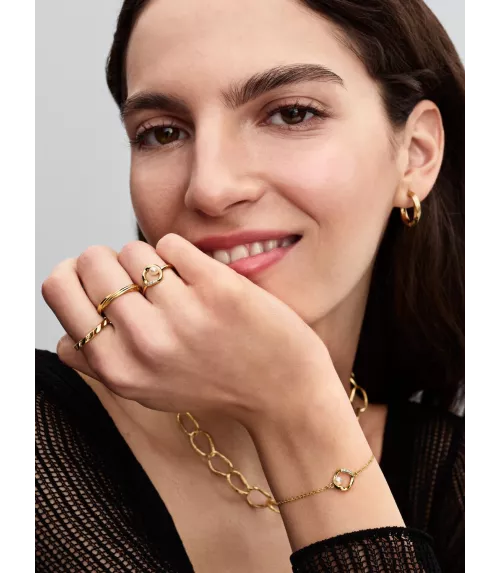 Pulsera con un recubrimiento en oro de 14k Círculo Forma Orgánica en Pavé y Perla Cultivada de Agua Dulce Tratada