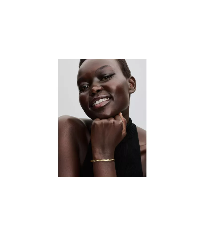 Pulsera Rígida con un recubrimiento en oro de 14k Abierta Entrelazada