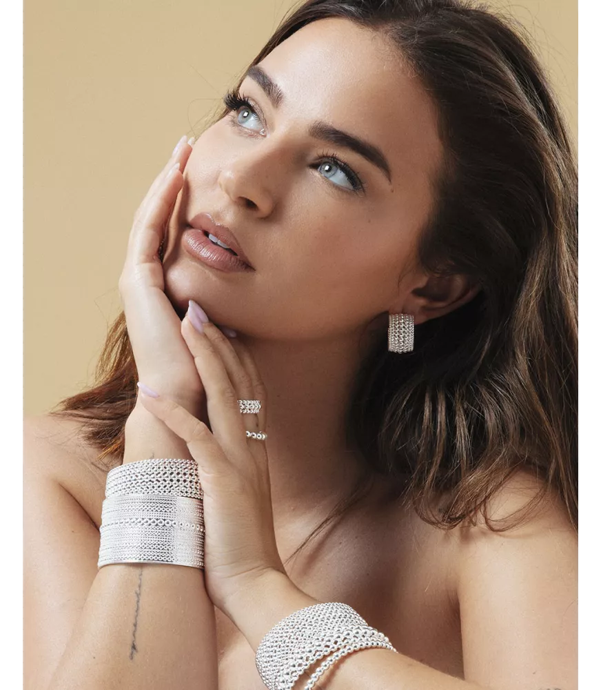 Anillo Viceroy en acero chapado en plata 999, colección Laura Escanes para mujer.14318A01400