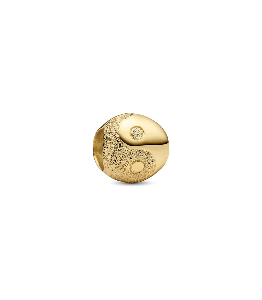 Charm Mini con un recubrimiento en oro de 14k Yin y Yang Textura