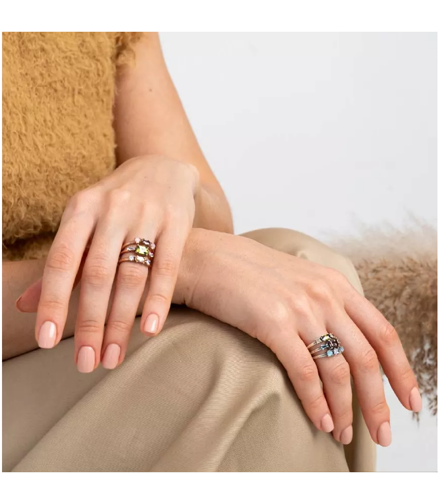 Anillo Sunfield Léna plata y circonitas. AN065462