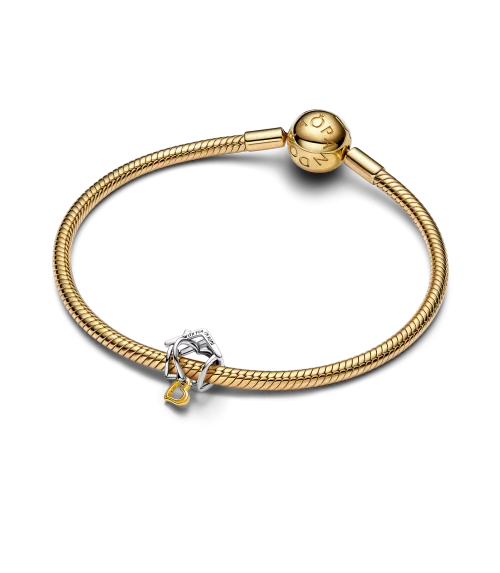 Charm en plata de ley y con un recubrimiento en oro de 14k Corazón Envuelto 