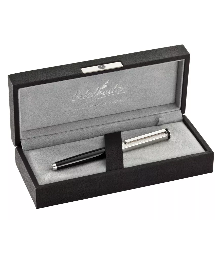 Pluma de plata maciza de 925/000 de la marca alemana Waldmann.